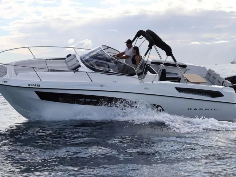 Motorboat hire in Monopoli - Karnic 902 