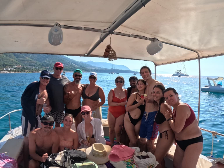 Custom Barca a motore  charter bareboat or skippered in  Cefalù