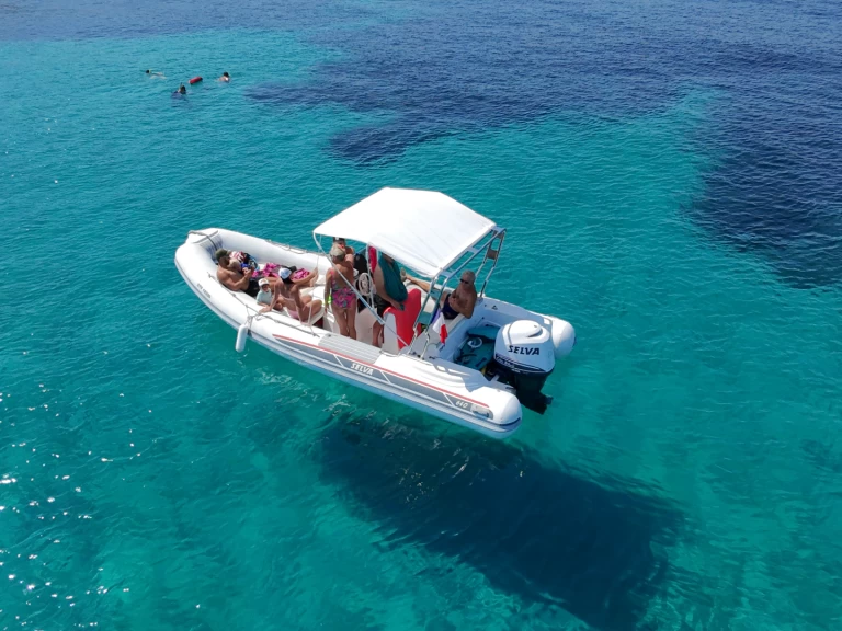 Charter a Selva Selva D640 in Les Issambres on Samboat