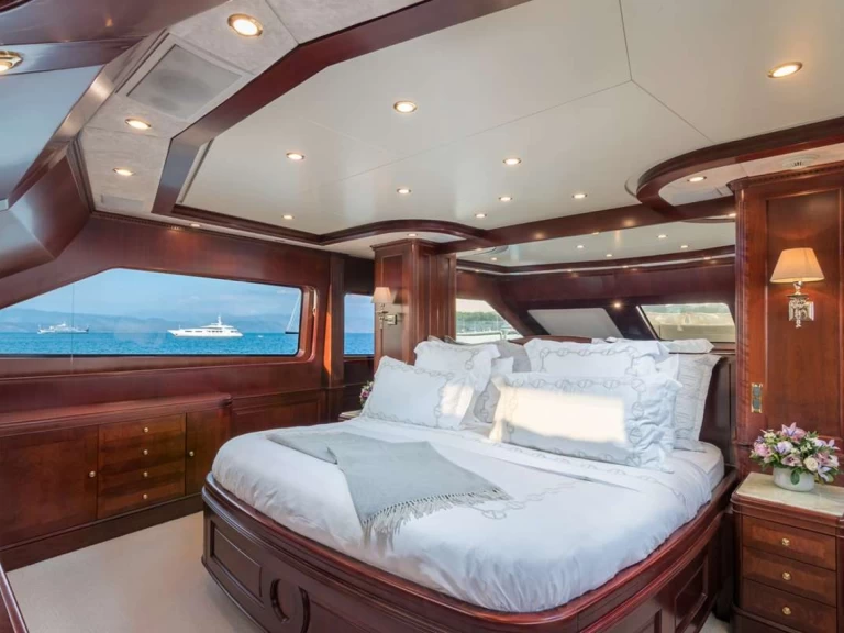 Luxury Yacht to hire Santo Stefano al Mare at the best price