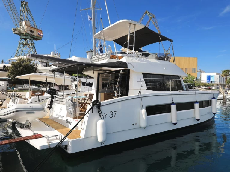 Charter a Fountaine Pajot Fountaine Pajot MY 37 in Trogir on Samboat