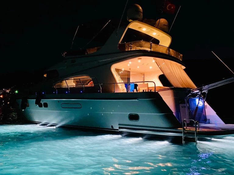 Yacht hire Türkbükü cheap Zeus
