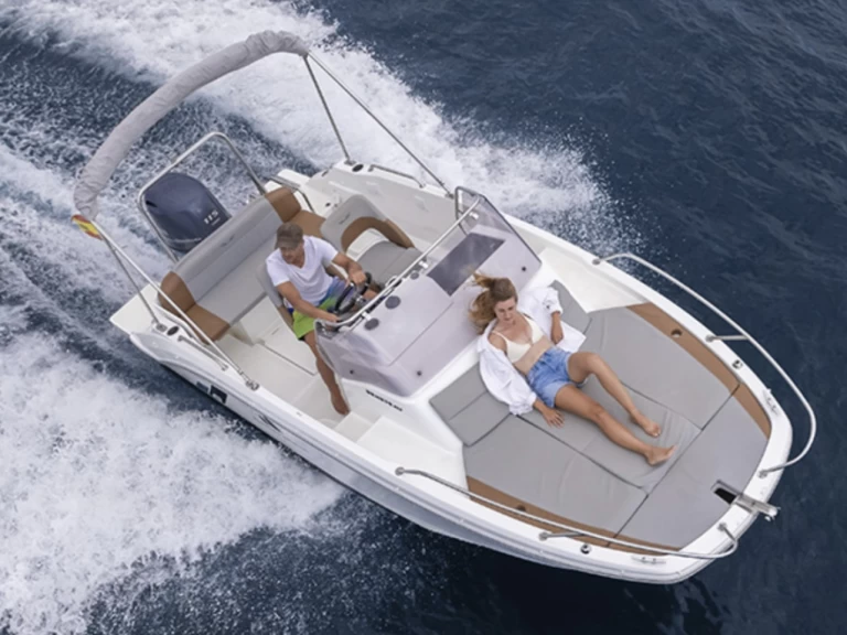 Charter a Bénéteau Flyer 6 SUNdeck in Antibes on Samboat