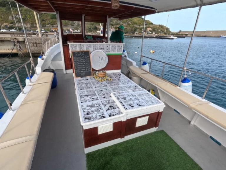 Motorboat to hire Cefalù at the best price