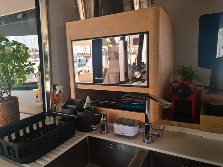 Yacht hire Préveza cheap Aura 51