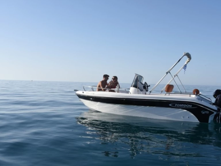 Yacht hire Stalida cheap Blu Water 170cc