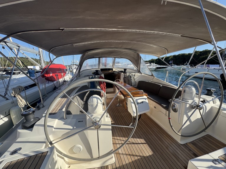 Sailboat hire in Rogoznica - Delphia Delphia 47