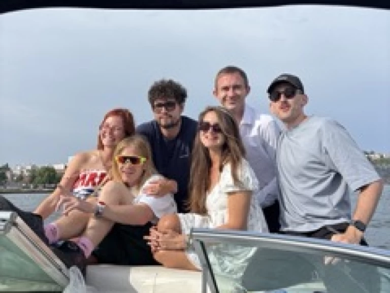 Motorboat to hire Porto at the best price