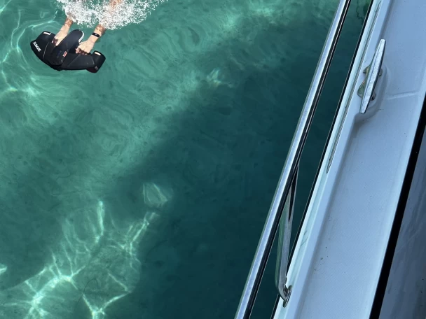 Hire a Jeanneau Merry Fisher 1095 Saint-Tropez