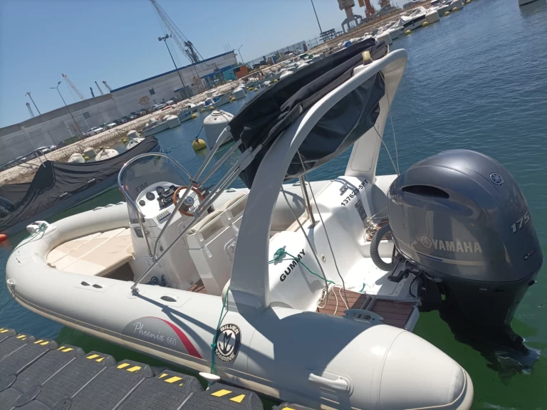 Yacht hire Setúbal cheap Phonix 650