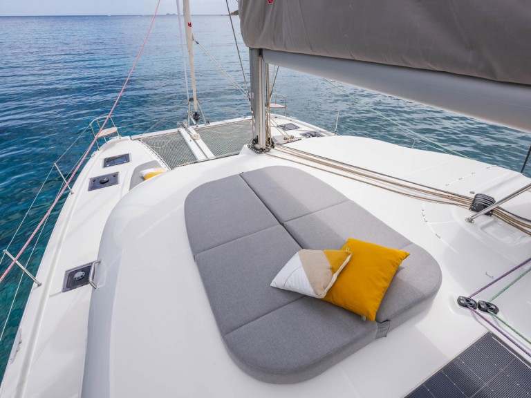 Charter a Lagoon Lagoon 38 in Ajaccio on Samboat