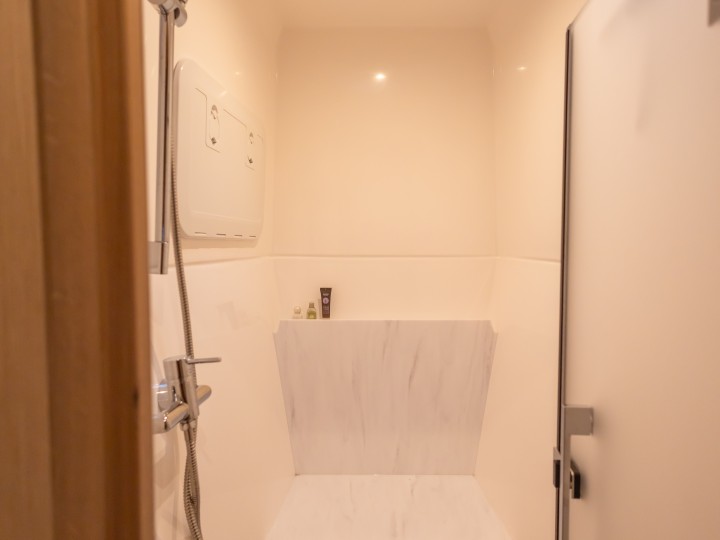 Catamaran to hire Le Marin at the best price