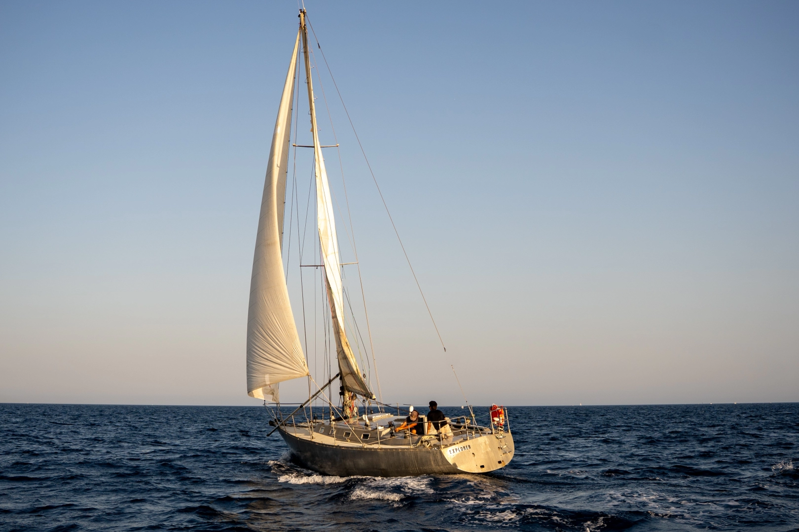 Charter a Aluminium AG4MC Consolation 37 in Badia de Roses on Samboat