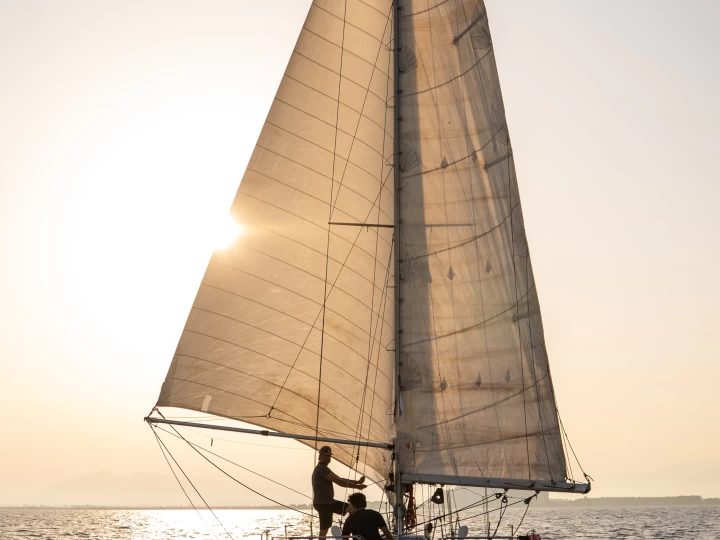 Yacht charter Badia de Roses - Aluminium AG4MC Consolation 37 on SamBoat