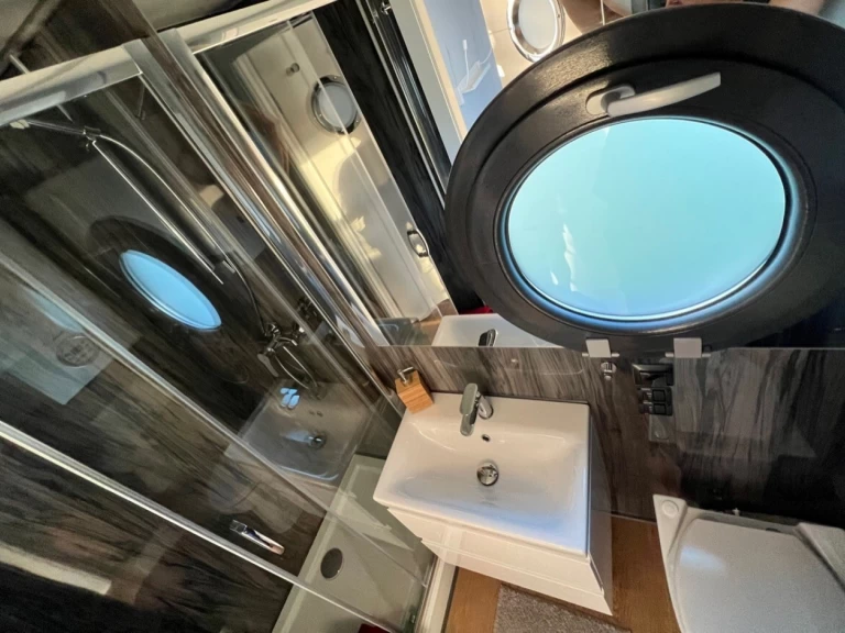 Yacht hire Buchholz cheap Apartboot