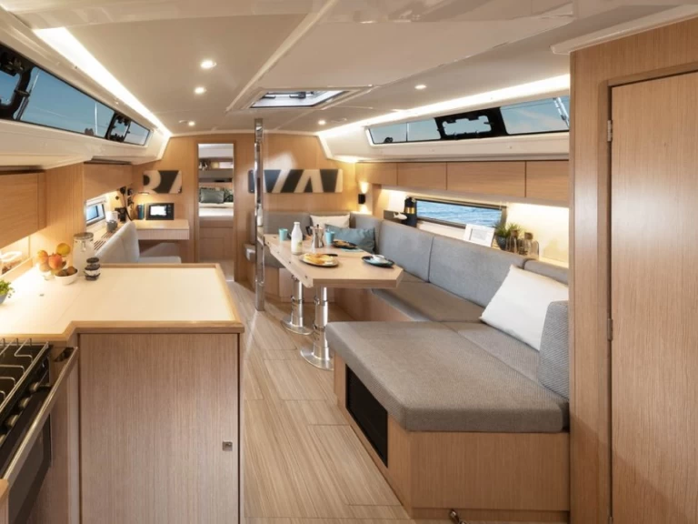 Hire a Bavaria Bavaria C42 Gouvia
