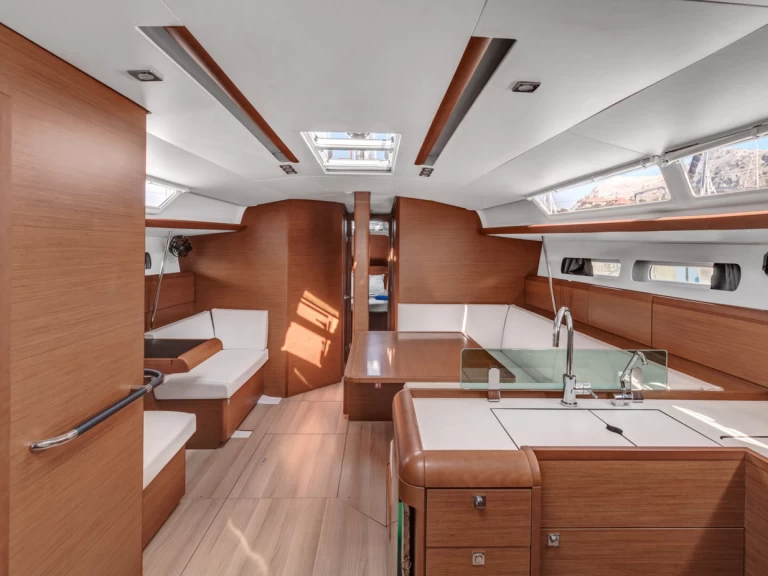 Sailboat hire in Gouvia - Jeanneau Sun Odyssey 449