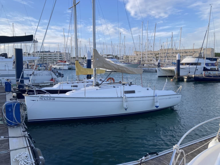 Sailboat to hire Cádiz at the best price