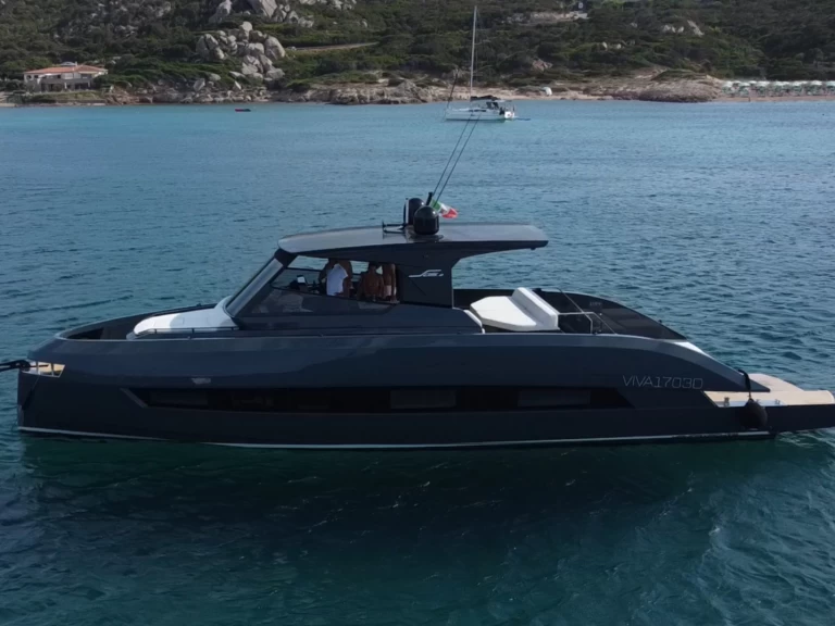 Hire Motorboat with or without skipper mandayacht Poltu Quatu