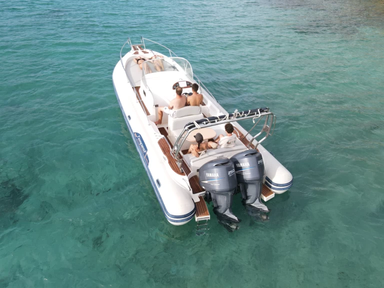 Yacht charter Porto-Vecchio - Capelli Tempest 900 WA on SamBoat