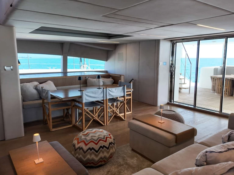 Hire Luxury Yacht with or without skipper Sunreef Caribbean