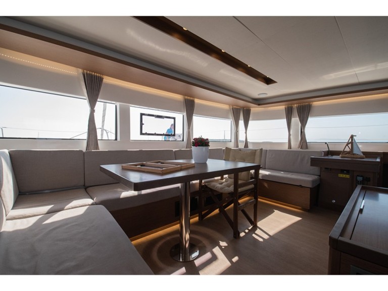 Catamaran hire in Kos - Lagoon Lagoon 50