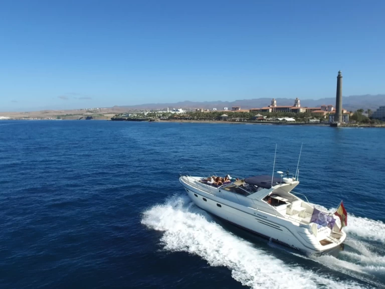 Motorboat hire in Maspalomas - Princess Princess 46 Riviera