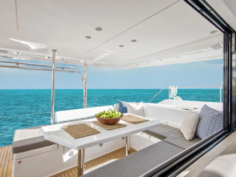 Leopard Leopard 43 Powercat charter bareboat or skippered in  Miami