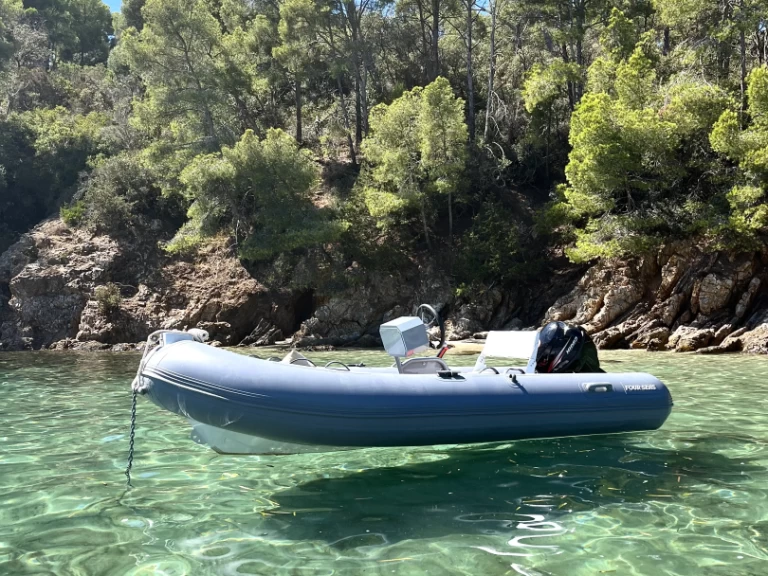 RIB hire in Le Lavandou - Four SEAS  RIB ALU 360