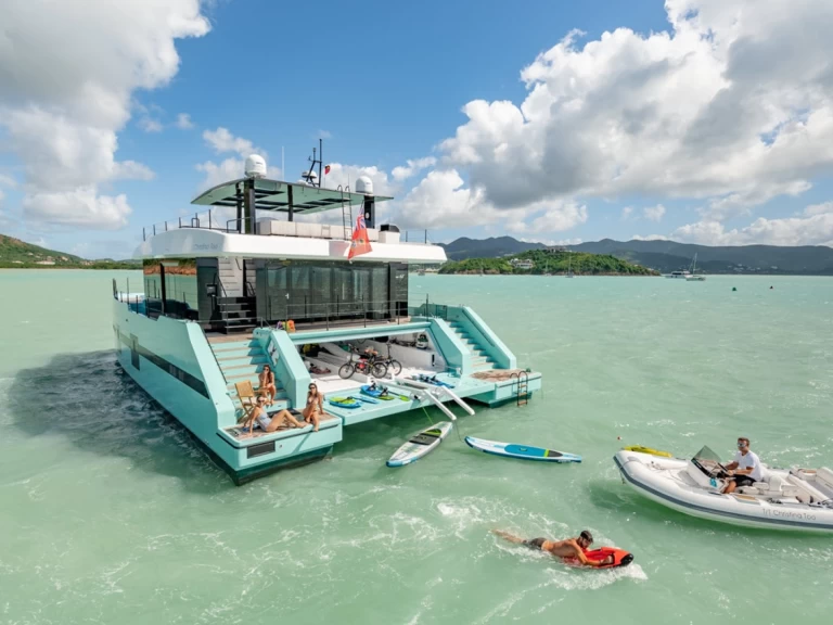 Hire a Sunreef Sunreef 70 Miami