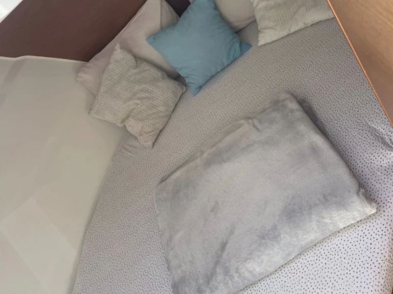 Yacht hire Šibenik cheap Merry Fisher 695