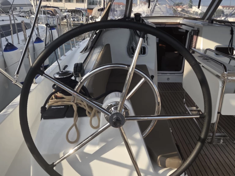 Yacht hire Pirovac cheap Sun Odyssey 380