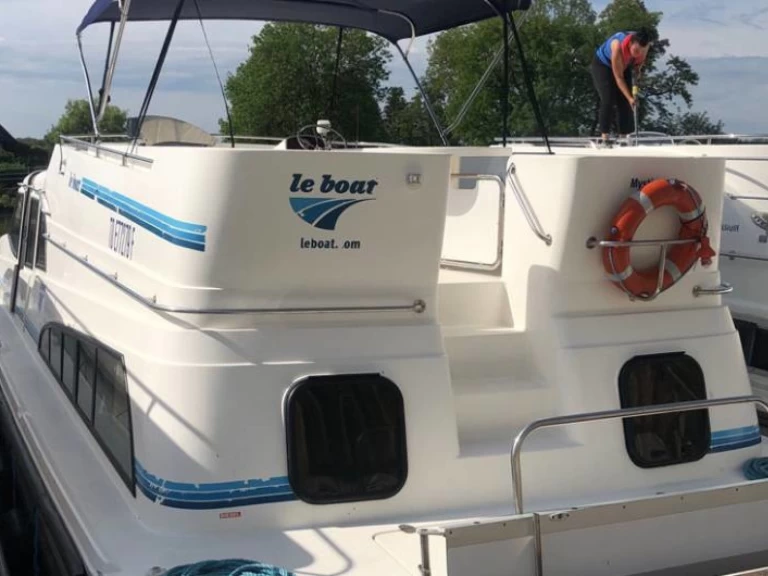 Yacht charter Angoulême - Le Boat Mystique on SamBoat