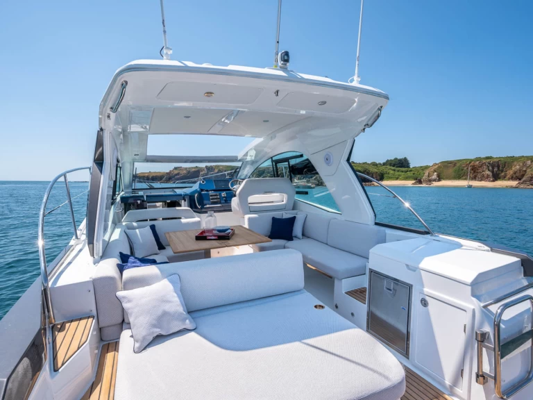 Yacht hire Ajaccio cheap Gran Turismo 36