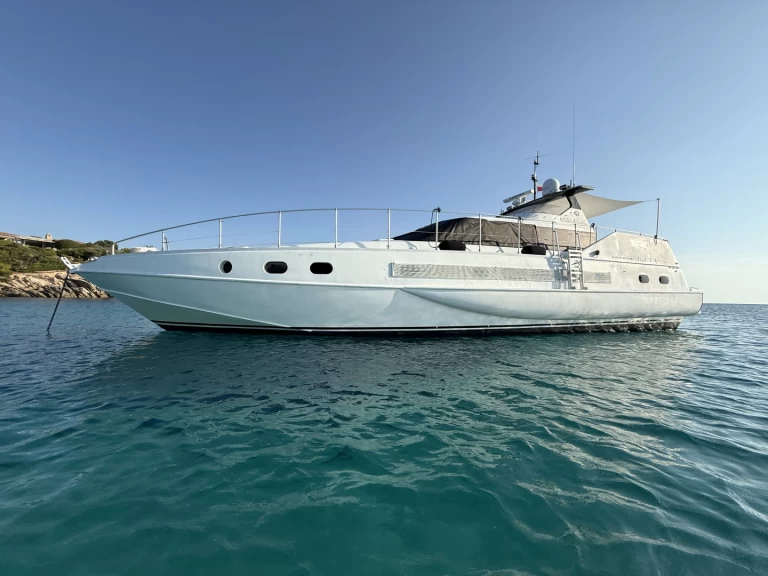 Yacht hire La Spezia cheap Ischia 80