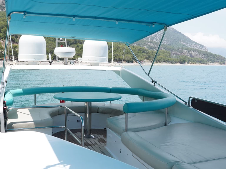 Luxury Yacht to hire Liman at the best price