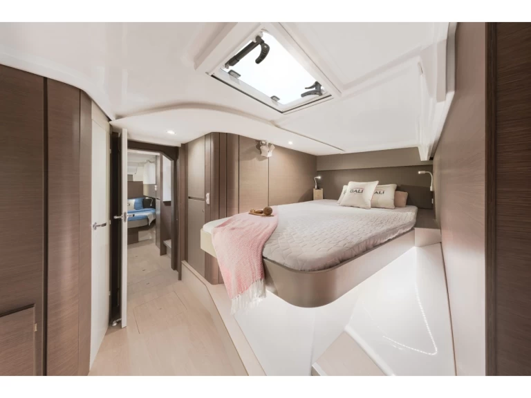 Yacht hire Préveza cheap Bali Catspace Voile