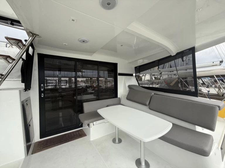 Catamaran hire in Gouvia - Lagoon Lagoon 42