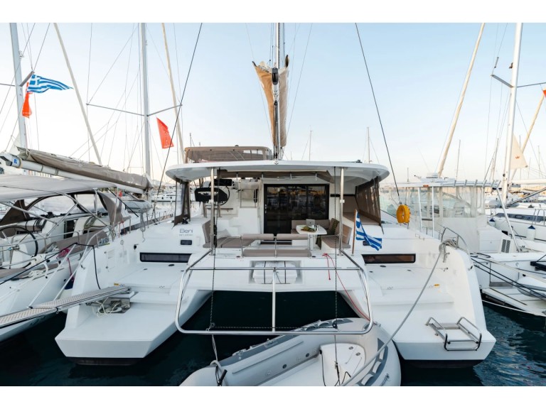 Catamaran hire in Rhodes (City) - Lagoon Lagoon 42