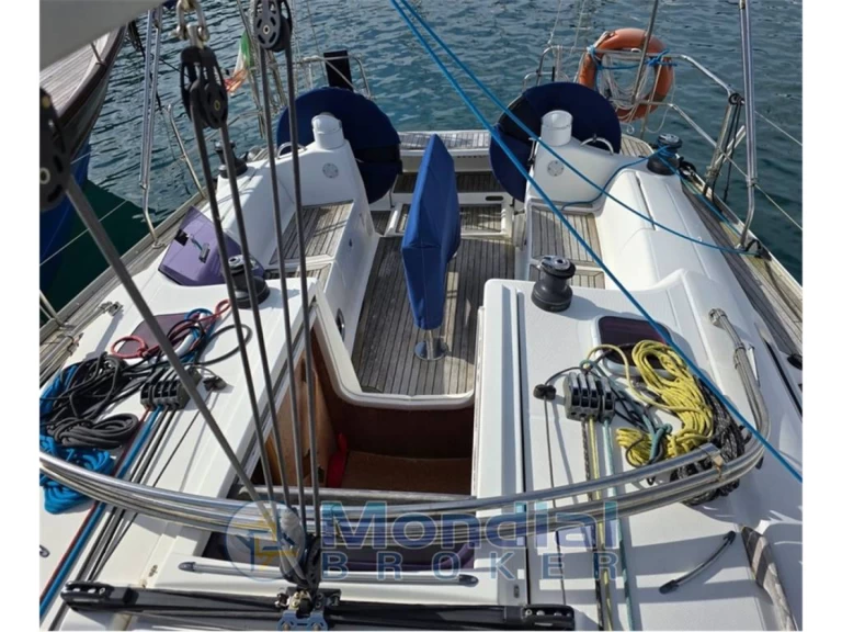 Hire Sailboat Dufour with a boat licence