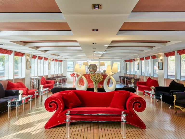 Canal boat to hire Paris at the best price