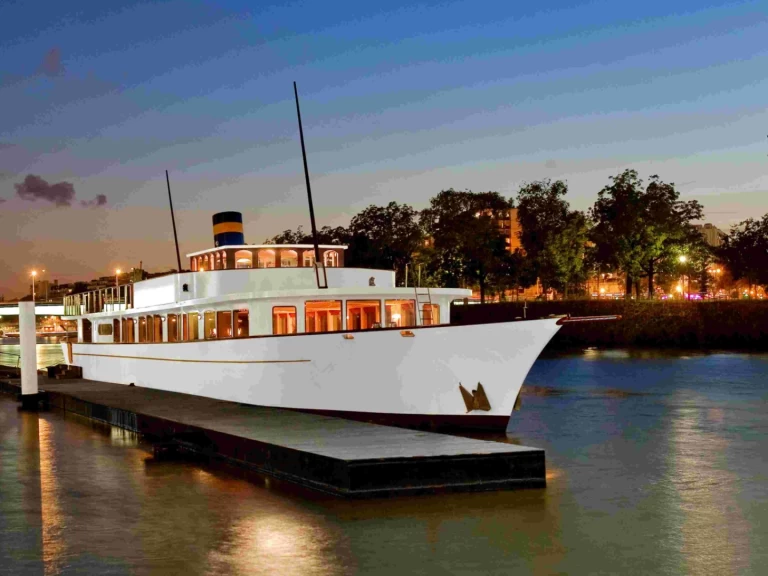 Canal boat to hire Paris at the best price