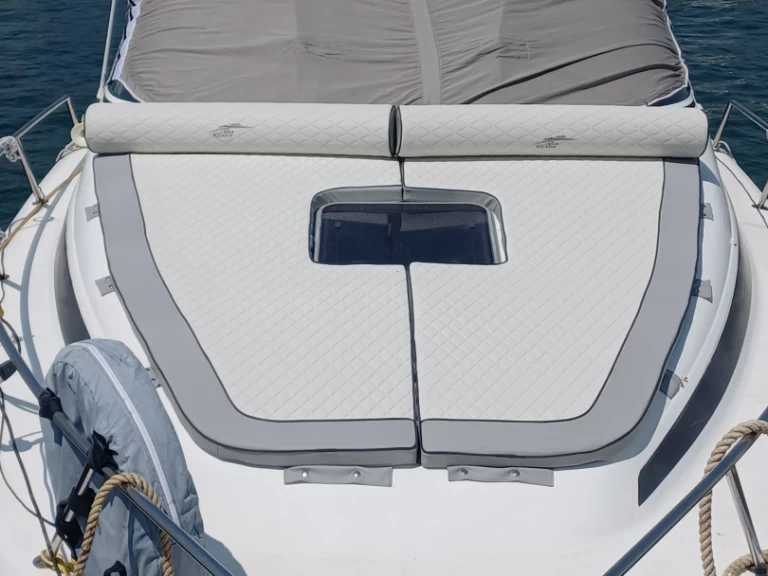 Motorboat to hire Siracusa at the best price