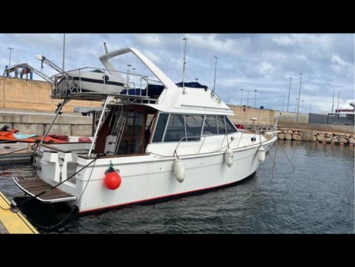 Bayliner Bayliner 3288 Fly charter bareboat or skippered in  Valencia