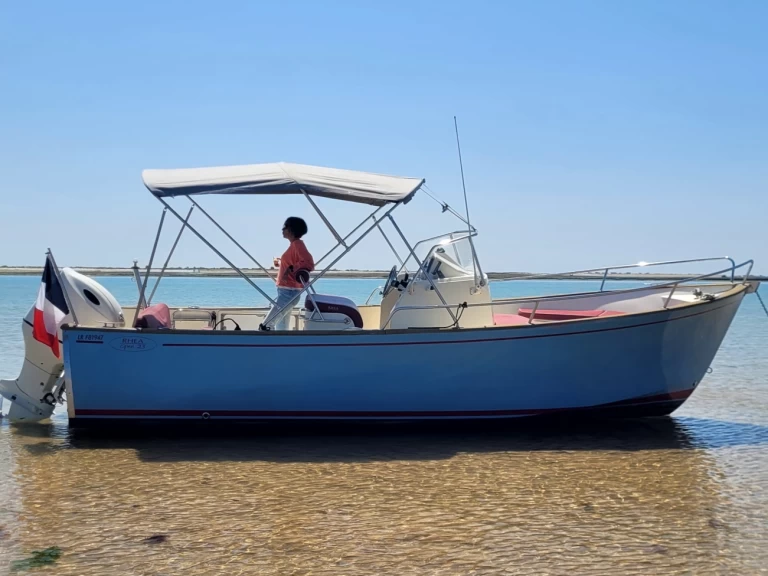 Yacht hire Saint-Martin-de-Ré cheap Open 23