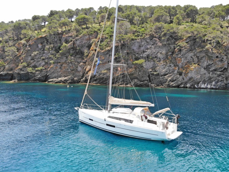 Yacht charter Roses - Dufour Dufour 382 Grand Large on SamBoat