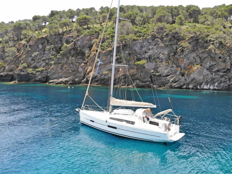 Yacht charter Roses - Dufour Dufour 382 Grand Large on SamBoat