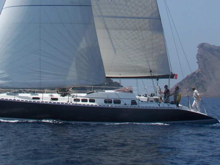 Hire a Tortarollo Sloop one design Fort-de-France