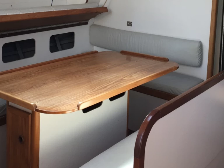 Hire Sailboat Tortarollo with a boat licence