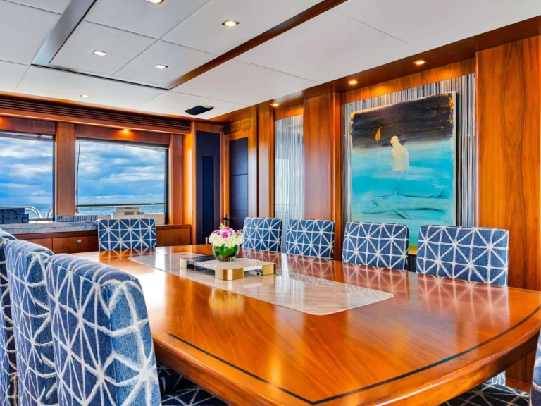 Luxury Yacht hire in Miami - Sunseeker Natural 9